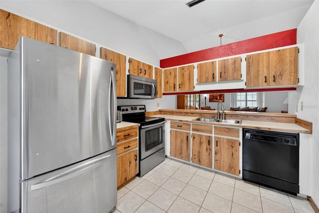 For Sale: $229,000 (3 beds, 2 baths, 1146 Square Feet)