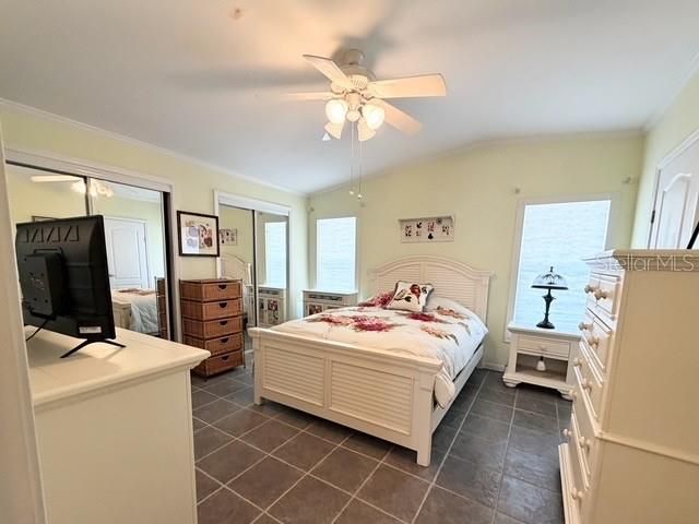 For Sale: $460,000 (2 beds, 2 baths, 1402 Square Feet)