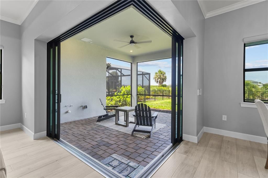 For Sale: $1,115,000 (3 beds, 3 baths, 2808 Square Feet)