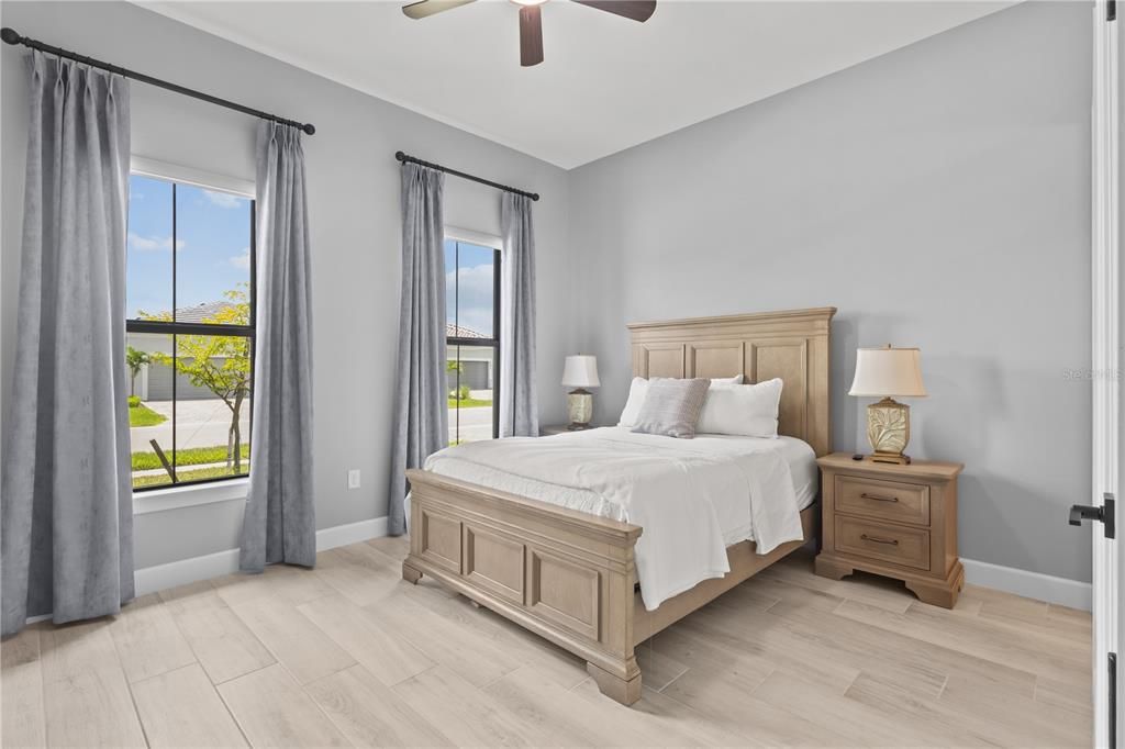For Sale: $1,115,000 (3 beds, 3 baths, 2808 Square Feet)