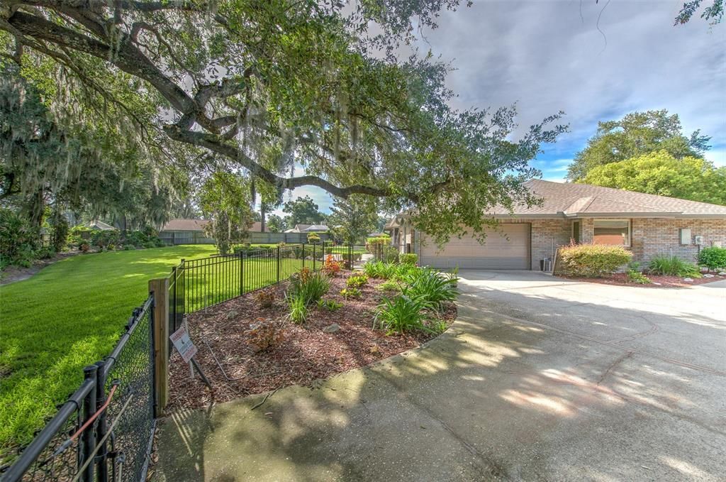 For Sale: $575,000 (4 beds, 2 baths, 2661 Square Feet)