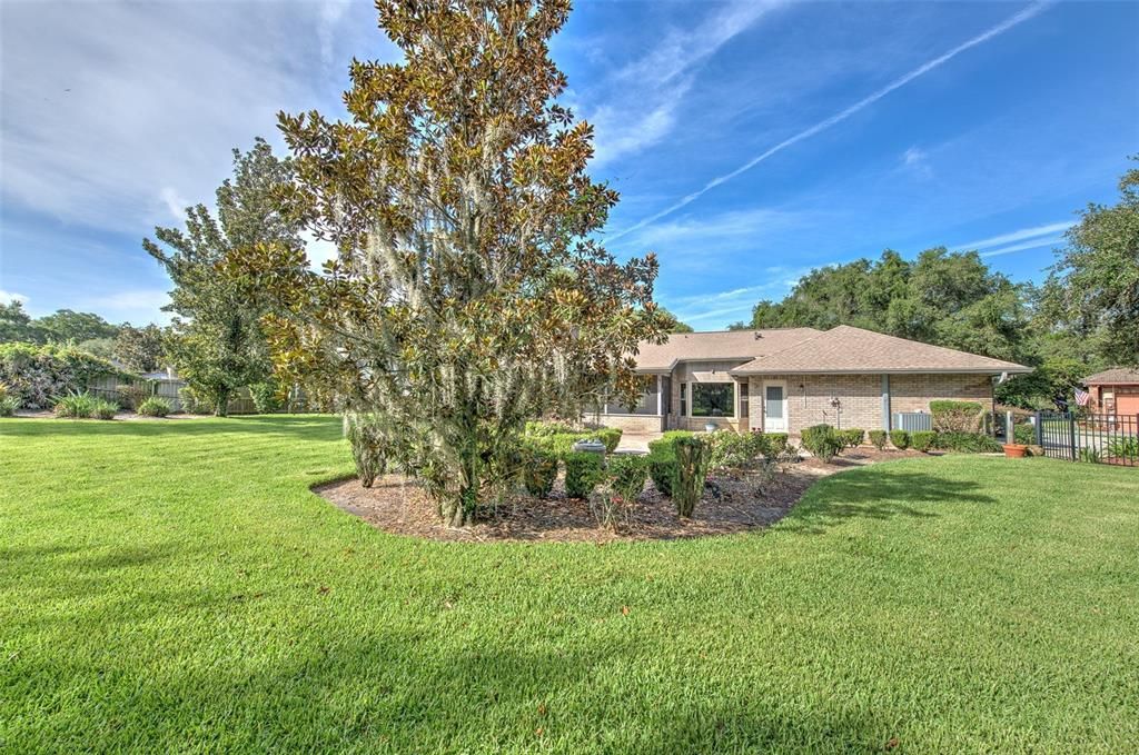 For Sale: $575,000 (4 beds, 2 baths, 2661 Square Feet)