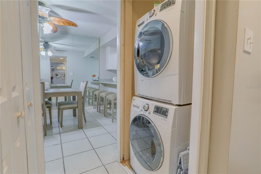 В аренду: $1,695 (2 спален, 2 ванн, 1014 Квадратных фут)