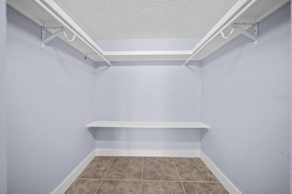 En Venta: $338,000 (1 camas, 2 baños, 890 Pies cuadrados)