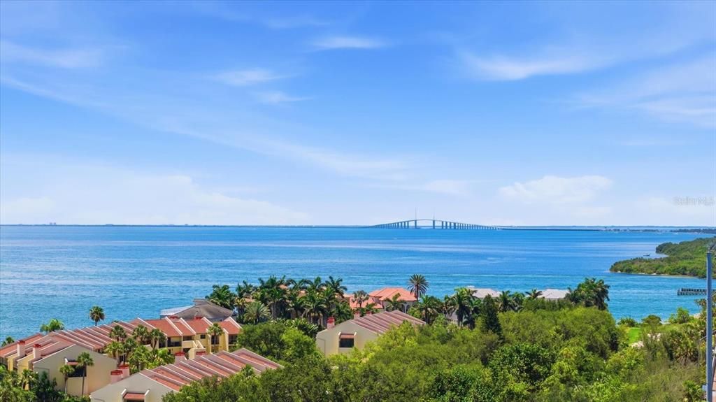 En Venta: $338,000 (1 camas, 2 baños, 890 Pies cuadrados)