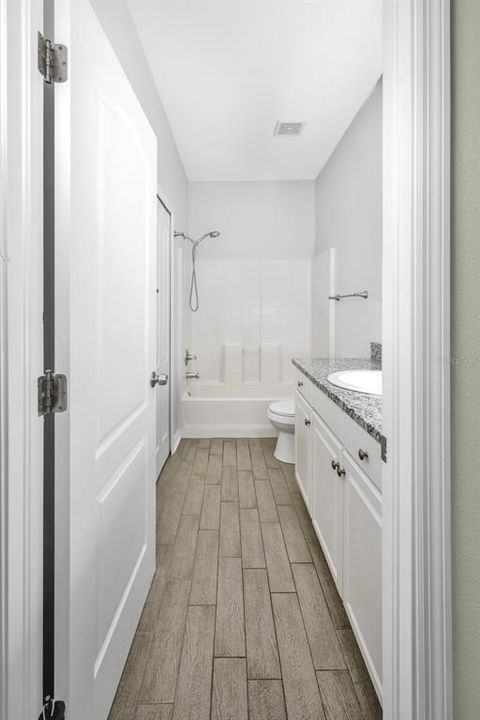 For Sale: $255,000 (2 beds, 2 baths, 1383 Square Feet)