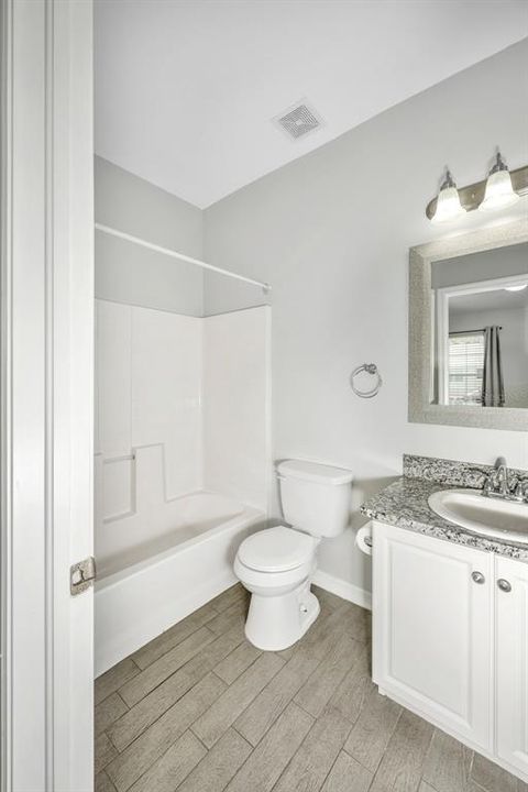 For Sale: $255,000 (2 beds, 2 baths, 1383 Square Feet)