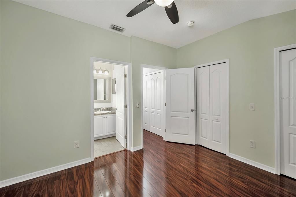 For Sale: $255,000 (2 beds, 2 baths, 1383 Square Feet)