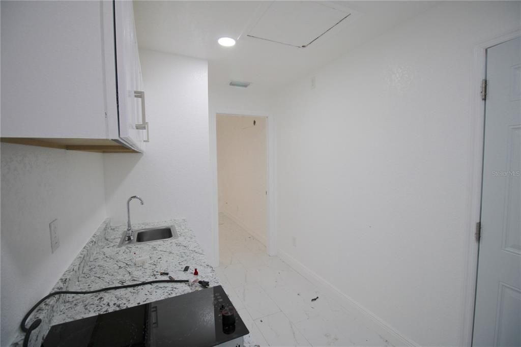 На продажу: $385,000 (3 спален, 2 ванн, 1700 Квадратных фут)