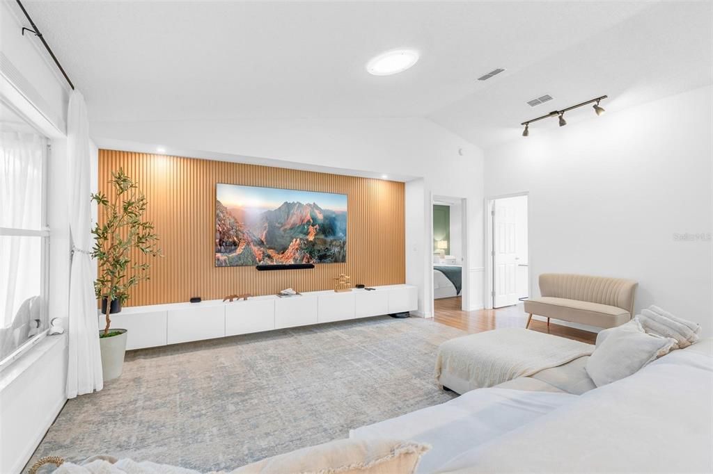 For Sale: $430,000 (4 beds, 2 baths, 1558 Square Feet)