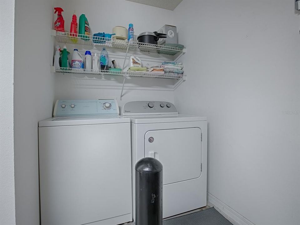 En Renta: $1,950 (3 camas, 2 baños, 1240 Pies cuadrados)