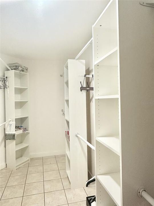 For Rent: $2,400 (3 beds, 2 baths, 1418 Square Feet)
