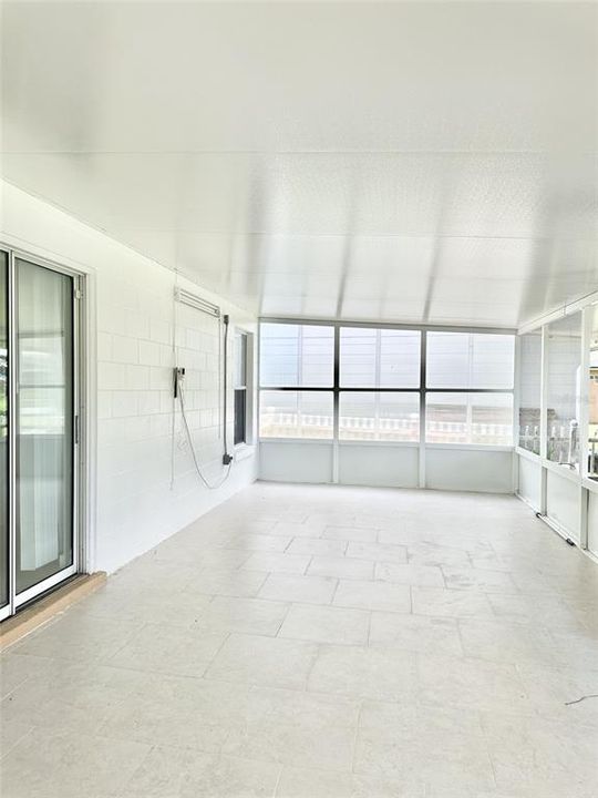 For Rent: $2,400 (3 beds, 2 baths, 1418 Square Feet)