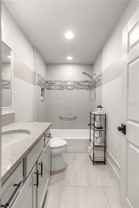 For Sale: $675,000 (3 beds, 3 baths, 1901 Square Feet)