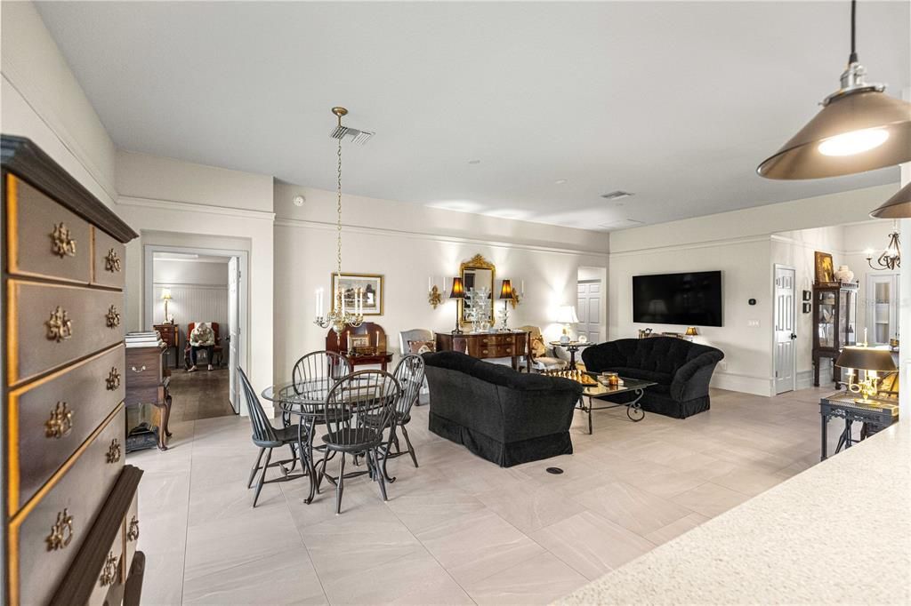 For Sale: $675,000 (3 beds, 3 baths, 1901 Square Feet)
