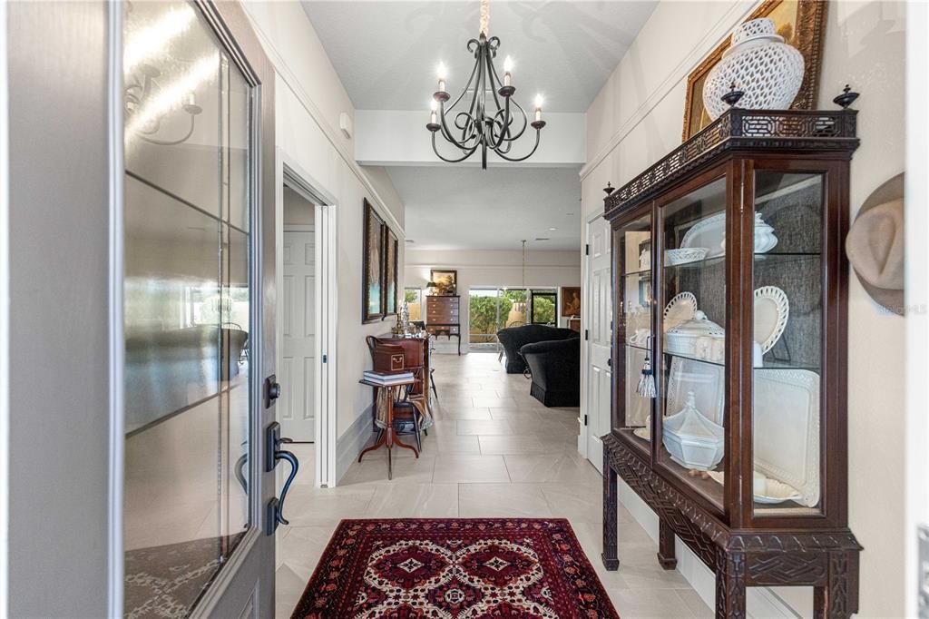 For Sale: $675,000 (3 beds, 3 baths, 1901 Square Feet)