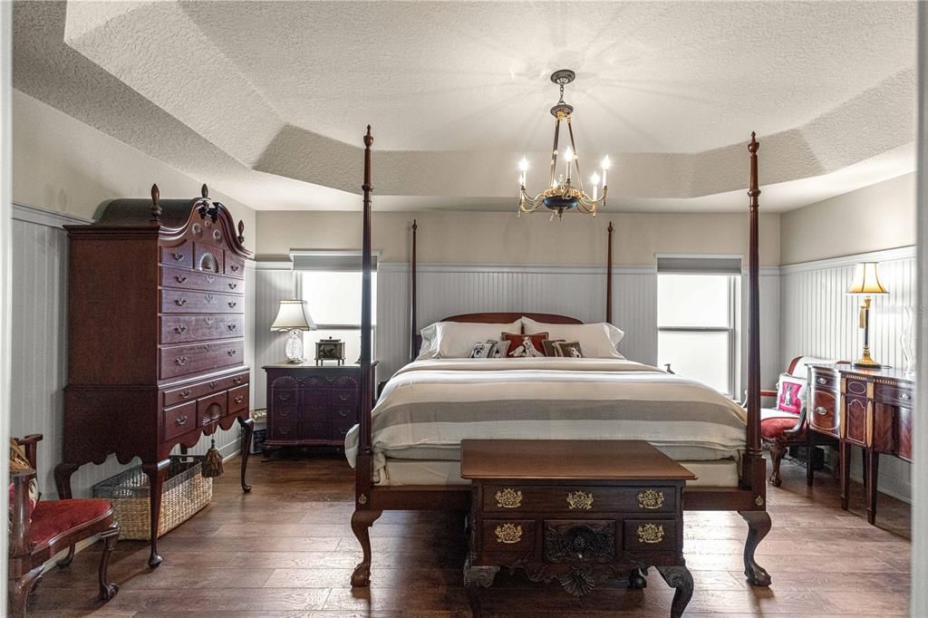 For Sale: $675,000 (3 beds, 3 baths, 1901 Square Feet)
