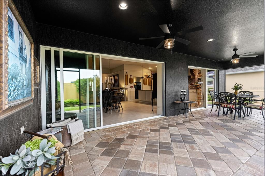 For Sale: $675,000 (3 beds, 3 baths, 1901 Square Feet)