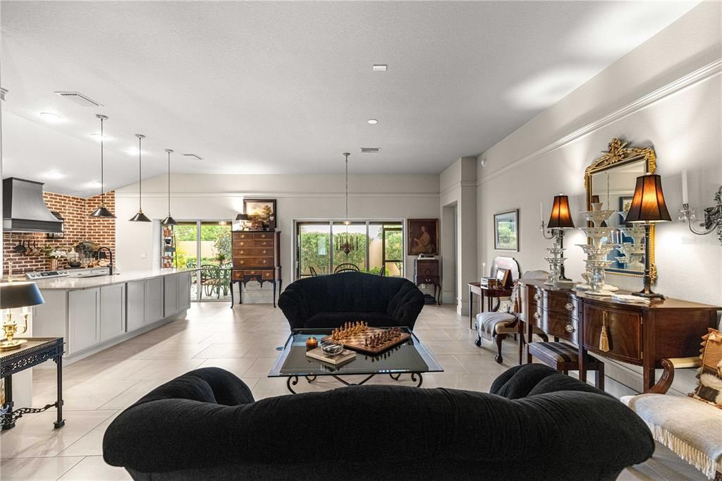 For Sale: $675,000 (3 beds, 3 baths, 1901 Square Feet)
