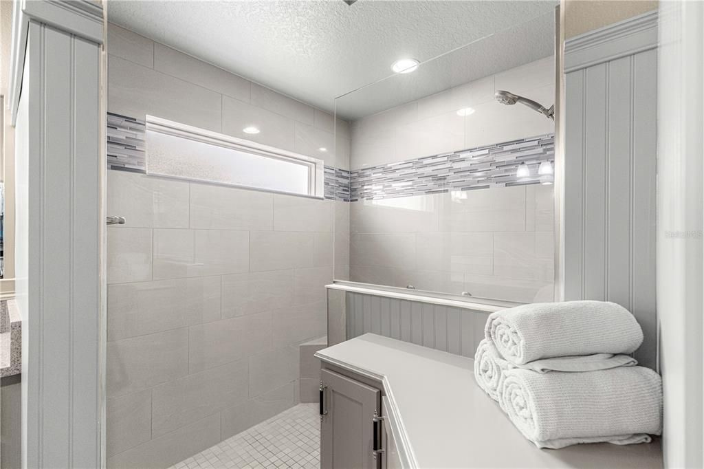For Sale: $675,000 (3 beds, 3 baths, 1901 Square Feet)