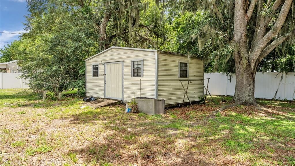 На продажу: $375,000 (3 спален, 2 ванн, 1986 Квадратных фут)