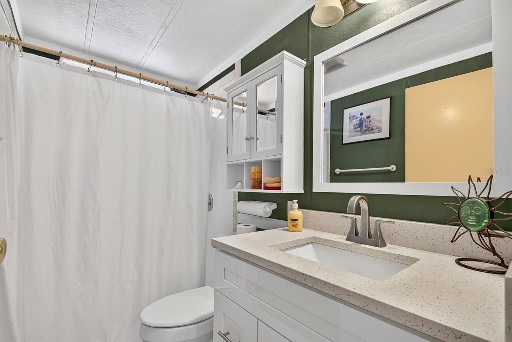 For Sale: $228,000 (2 beds, 2 baths, 1188 Square Feet)