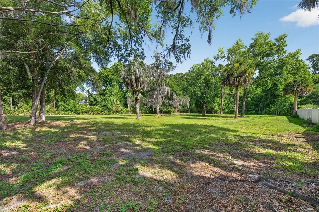 En Venta: $250,000 (1.00 acres)