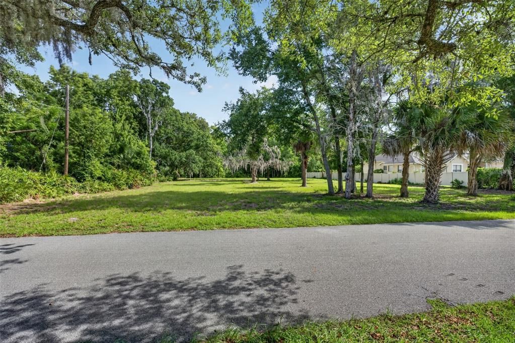 En Venta: $250,000 (1.00 acres)