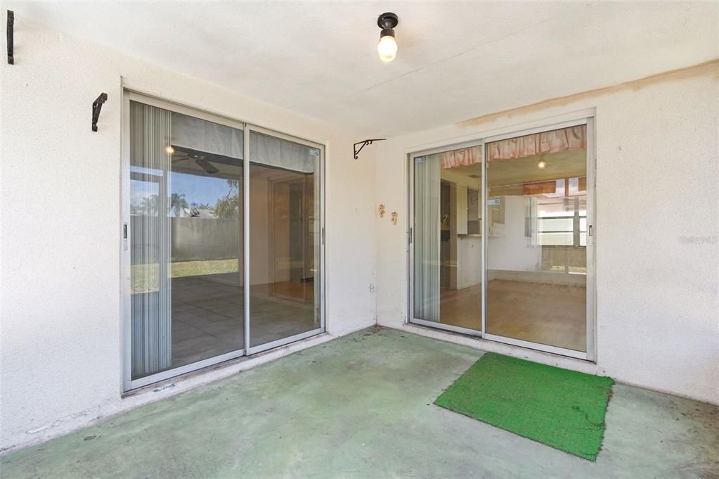 На продажу: $179,000 (2 спален, 1 ванн, 1096 Квадратных фут)