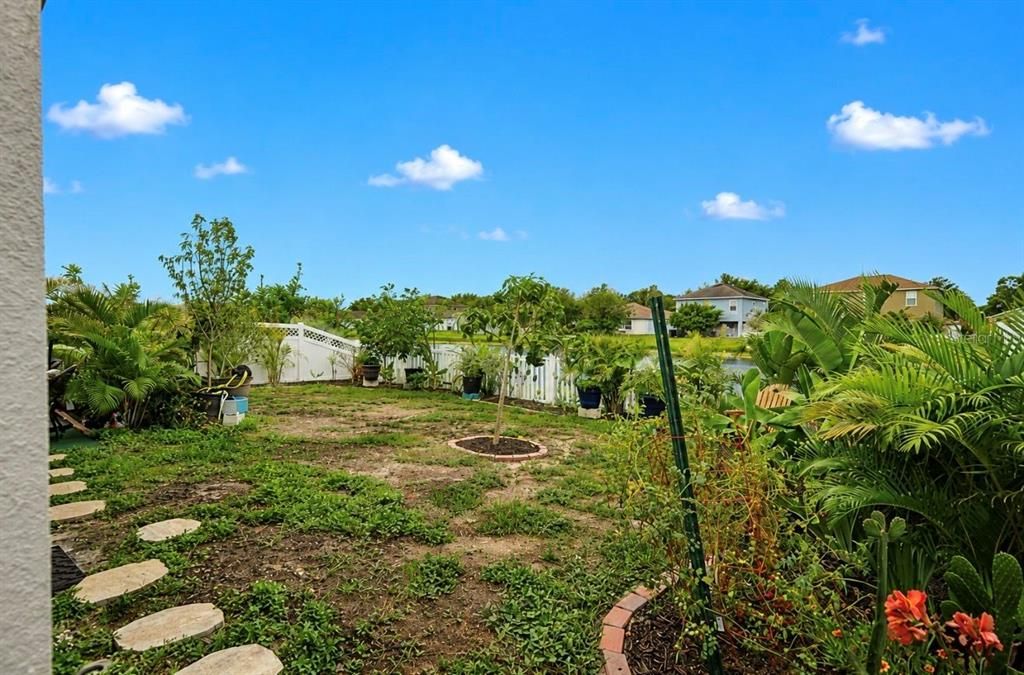 En Venta: $375,000 (5 camas, 3 baños, 2320 Pies cuadrados)