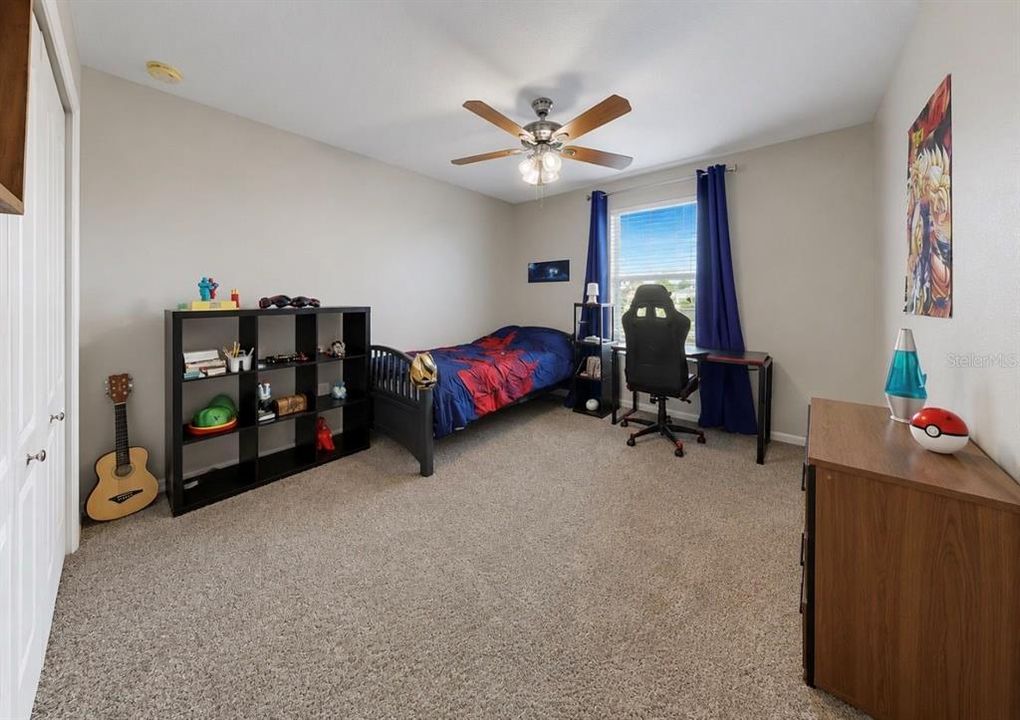 En Venta: $375,000 (5 camas, 3 baños, 2320 Pies cuadrados)
