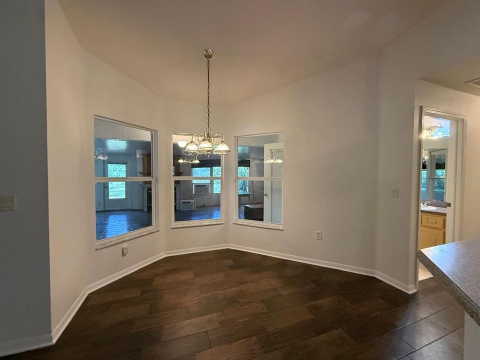 En Venta: $397,900 (3 camas, 2 baños, 1601 Pies cuadrados)