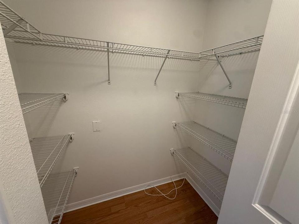 En Venta: $397,900 (3 camas, 2 baños, 1601 Pies cuadrados)