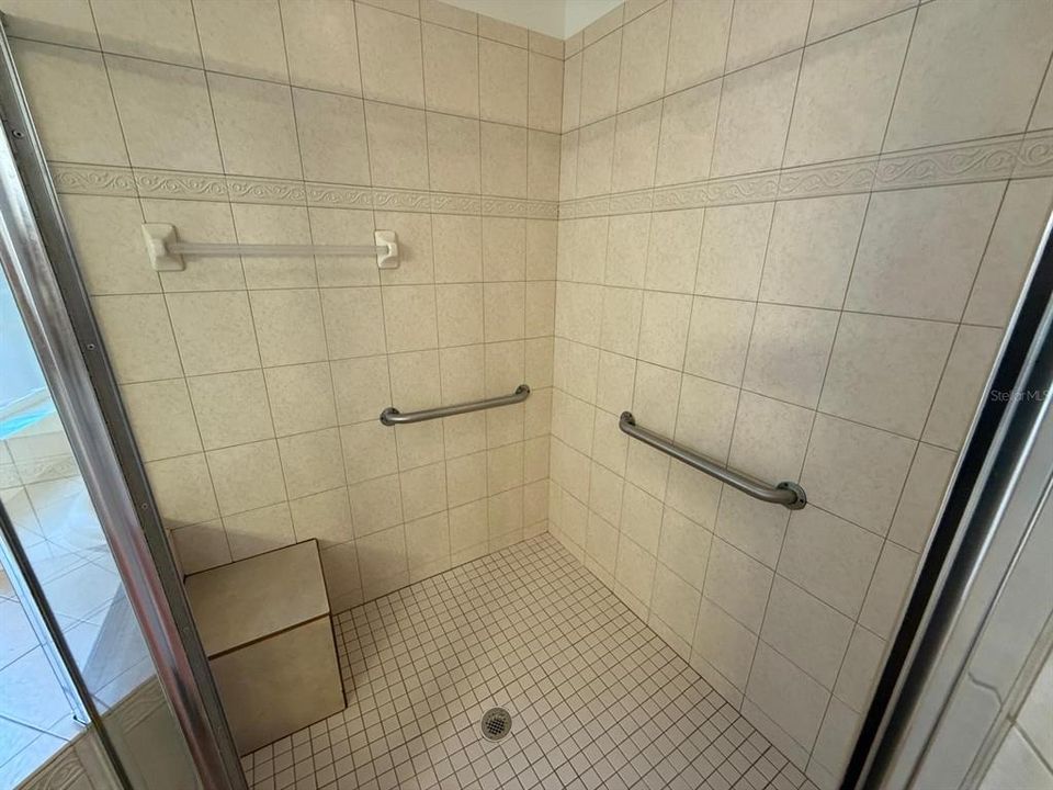 En Venta: $397,900 (3 camas, 2 baños, 1601 Pies cuadrados)