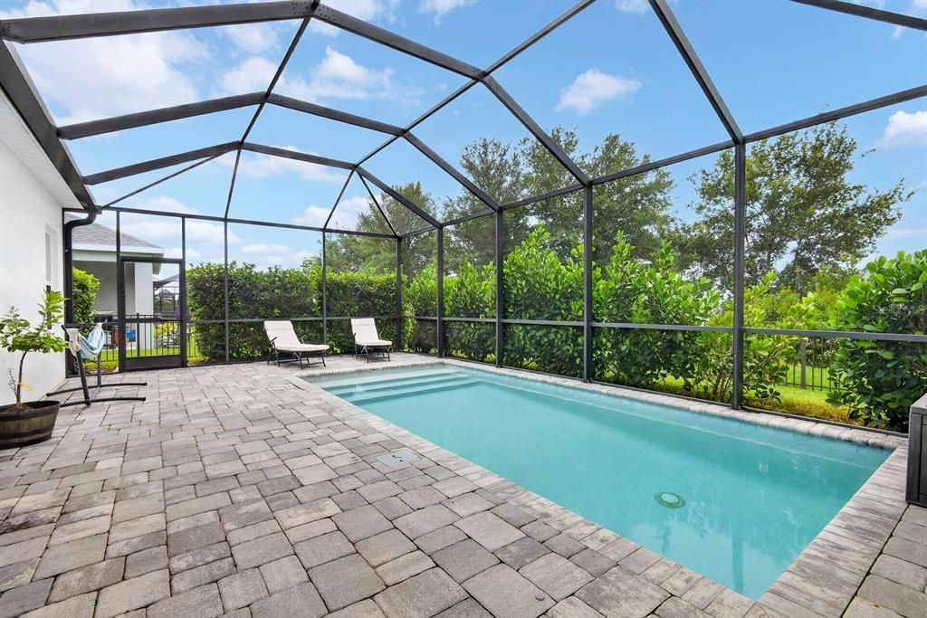 For Sale: $495,000 (2 beds, 2 baths, 1490 Square Feet)