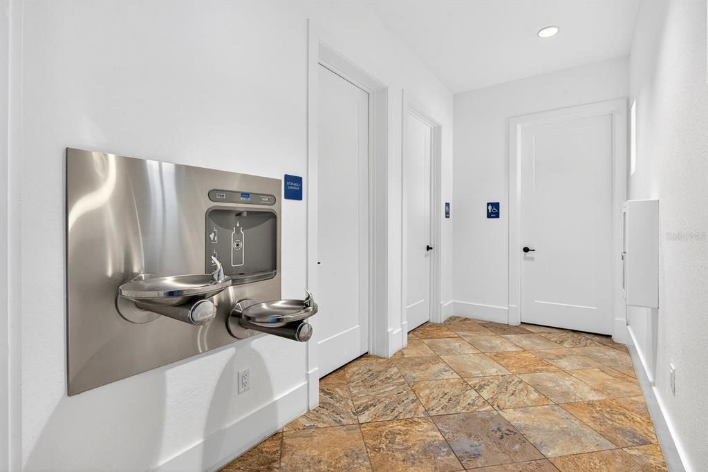 For Sale: $495,000 (2 beds, 2 baths, 1490 Square Feet)
