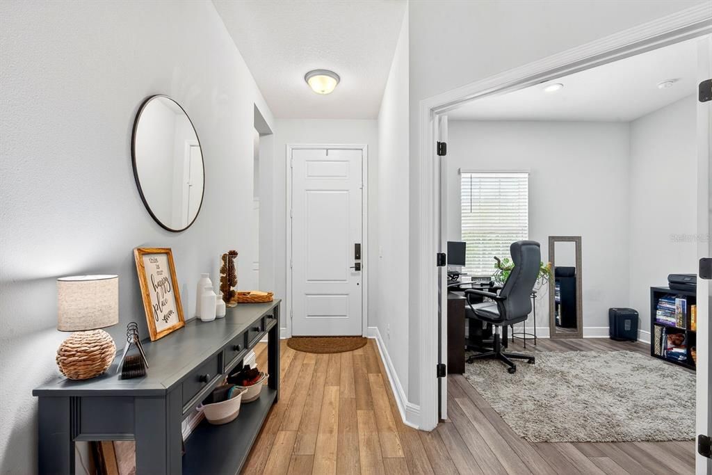 For Sale: $495,000 (2 beds, 2 baths, 1490 Square Feet)