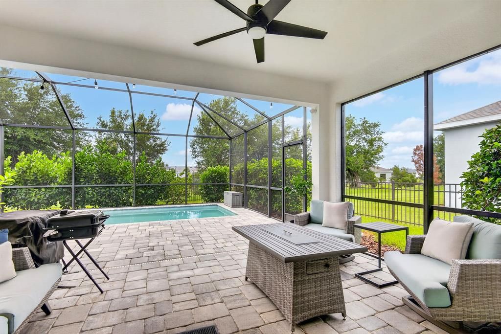For Sale: $495,000 (2 beds, 2 baths, 1490 Square Feet)