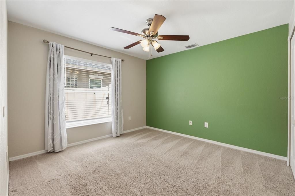 For Sale: $549,900 (4 beds, 3 baths, 2418 Square Feet)