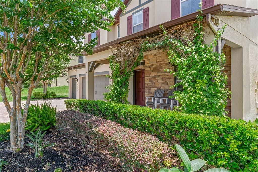 For Sale: $849,900 (6 beds, 4 baths, 3920 Square Feet)