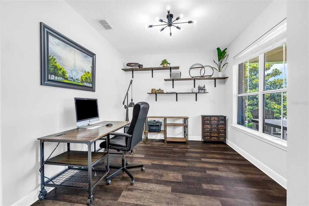 For Sale: $849,900 (6 beds, 4 baths, 3920 Square Feet)