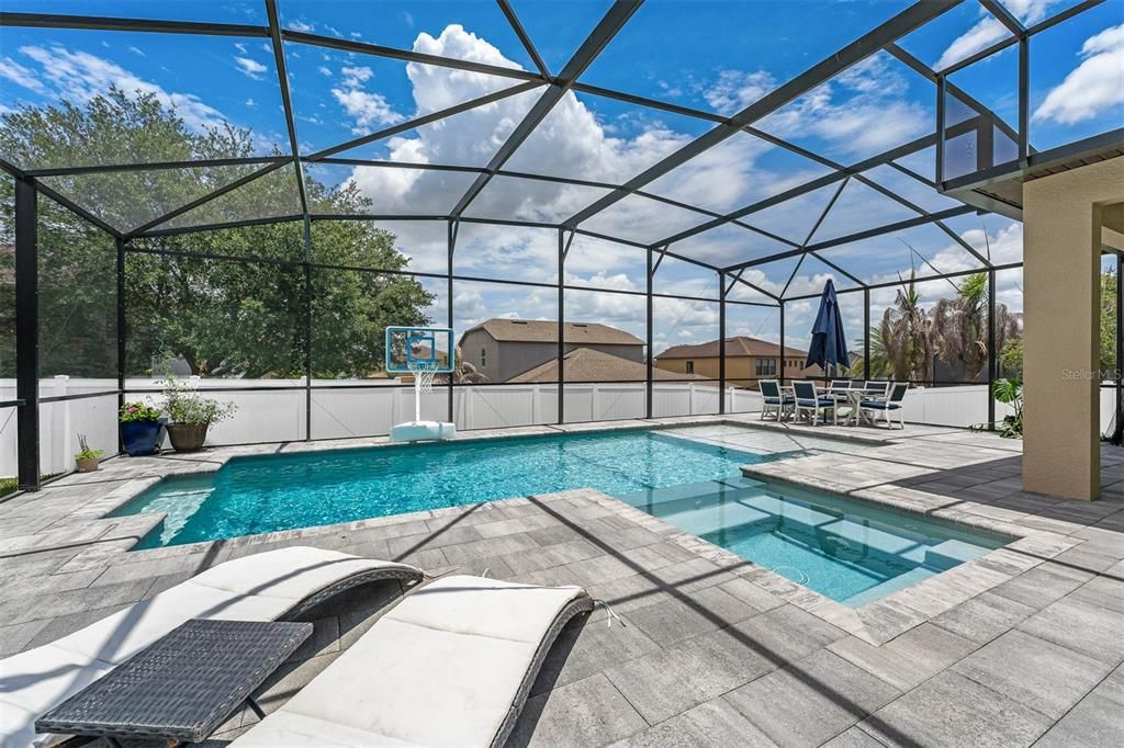 For Sale: $849,900 (6 beds, 4 baths, 3920 Square Feet)