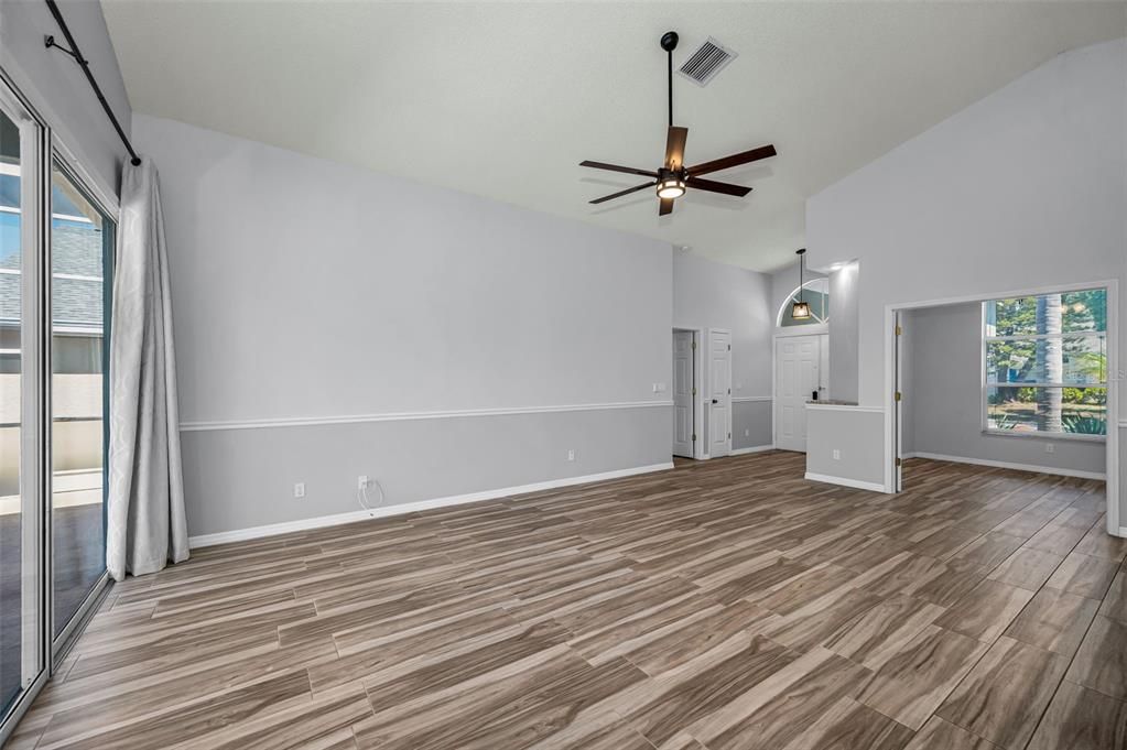 For Sale: $490,000 (4 beds, 2 baths, 1685 Square Feet)
