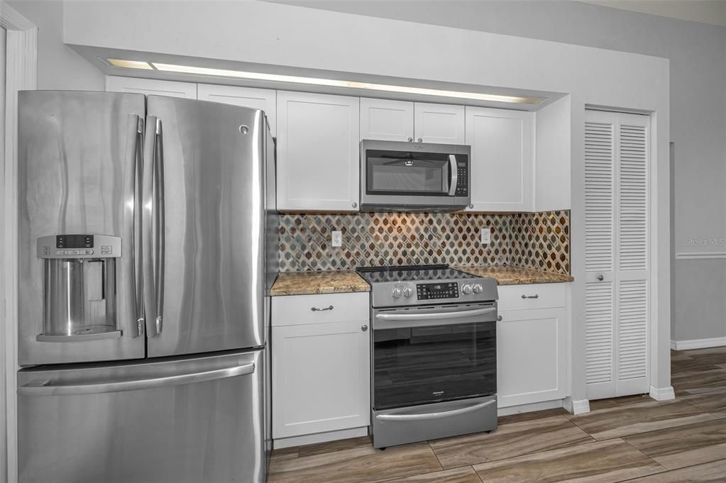 For Sale: $490,000 (4 beds, 2 baths, 1685 Square Feet)