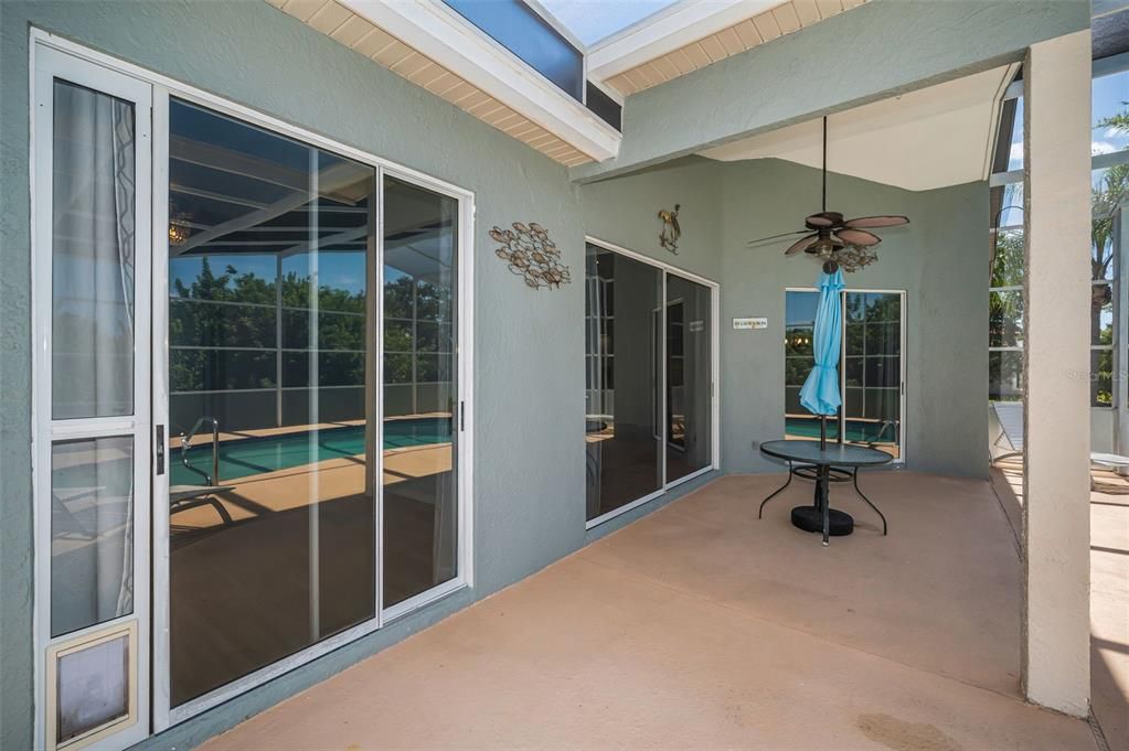For Sale: $490,000 (4 beds, 2 baths, 1685 Square Feet)