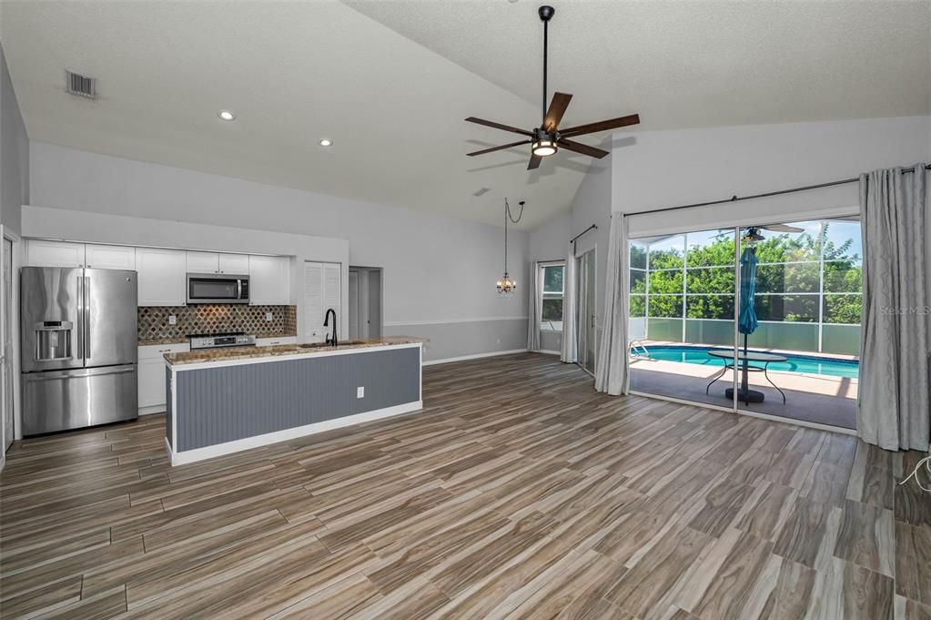 For Sale: $490,000 (4 beds, 2 baths, 1685 Square Feet)
