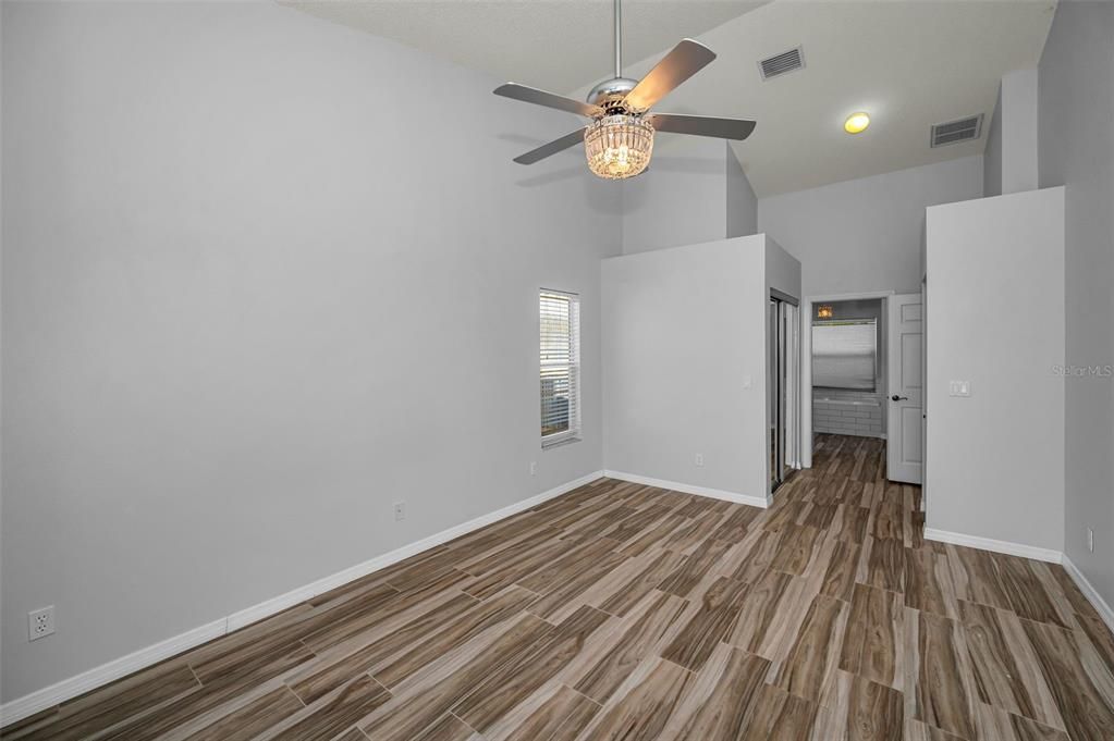 For Sale: $490,000 (4 beds, 2 baths, 1685 Square Feet)
