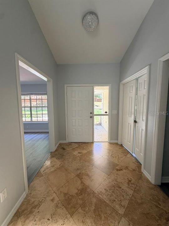 For Rent: $3,500 (4 beds, 2 baths, 2492 Square Feet)