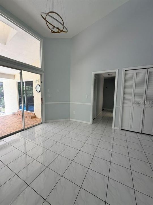 For Rent: $3,500 (4 beds, 2 baths, 2492 Square Feet)