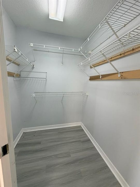 For Rent: $3,500 (4 beds, 2 baths, 2492 Square Feet)